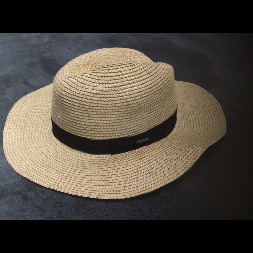 Comhats straw summer beach hat. - Picture 2 of 7